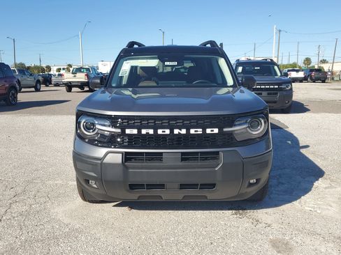 New 2025 Ford Bronco Sport Outer Banks image 3