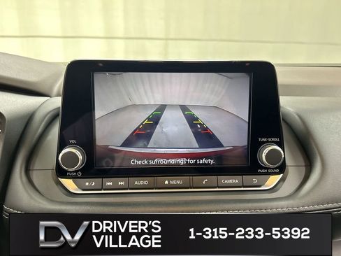 Used 2023 Nissan Rogue SV w/ SV Premium B Package AWD/4WD image 15