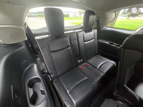 Used 2019 INFINITI QX60 Pure image 24