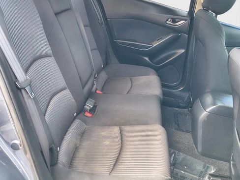 Used 2016 MAZDA MAZDA3 i Touring image 14