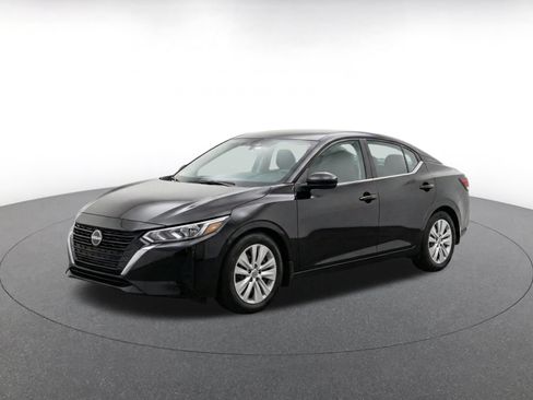 Used 2025 Nissan Sentra S FWD image 3