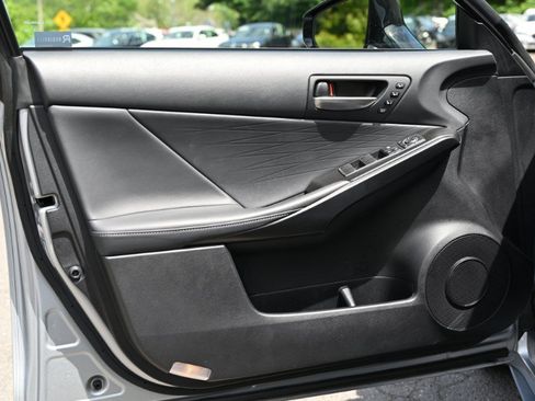 Used 2023 Lexus IS 300 AWD w/ Premium Package image 23
