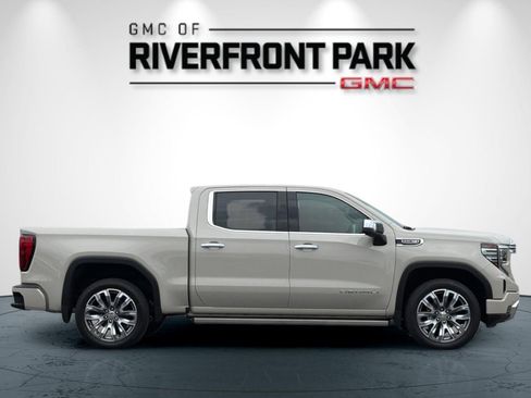 New 2026 GMC Sierra 1500 Denali AWD/4WD image 2