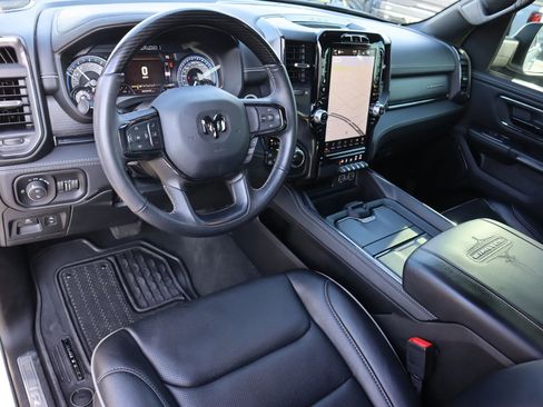 Used 2022 RAM 1500 Limited image 11
