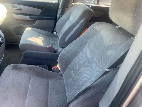 Used 2012 Honda Odyssey LX image 14