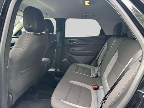 Certified 2023 Chevrolet TrailBlazer LT AWD/4WD image 10