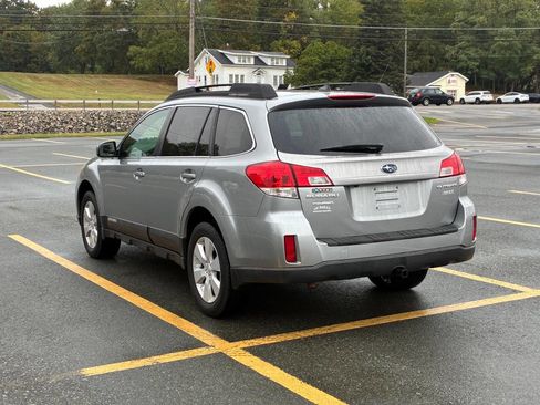 Used 2011 Subaru Outback 2.5i Limited w/ PWR Moonroof Pkg image 7
