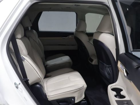 Used 2023 Hyundai Palisade Limited AWD/4WD image 20