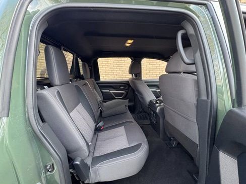 Used 2024 Nissan Titan SV w/ SV Bronze Edition Package image 14