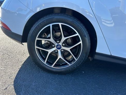 Used 2018 Ford Focus SEL image 7