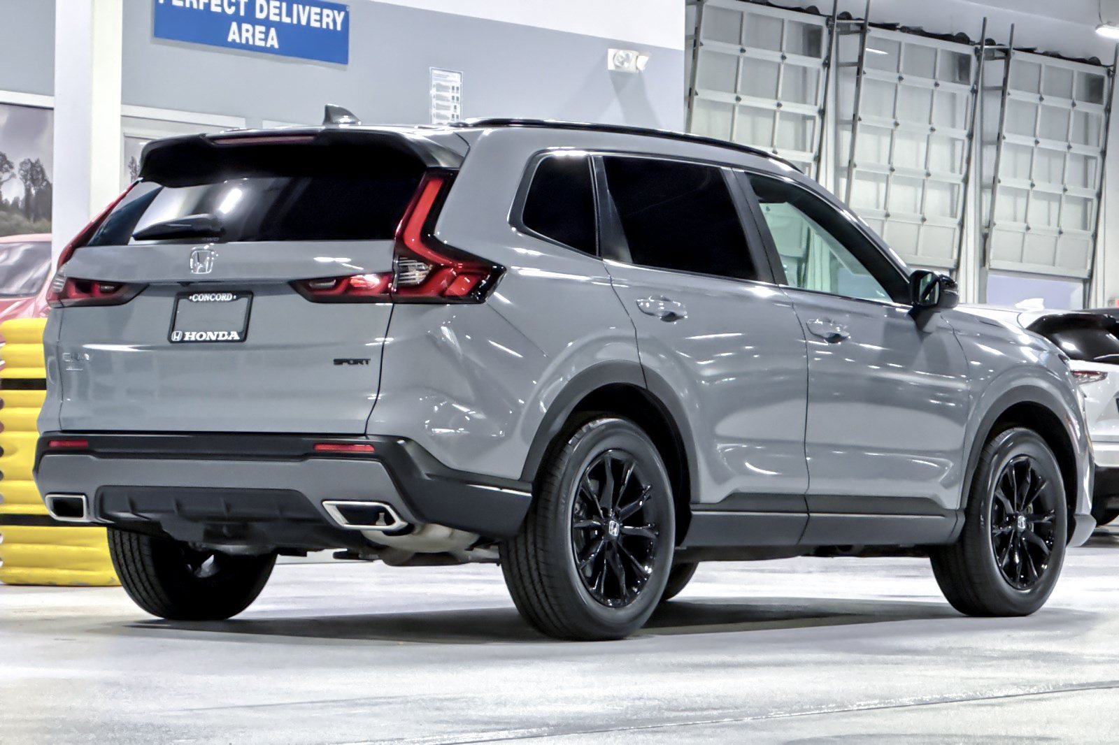Used 2025 Honda CR-V Sport image 9