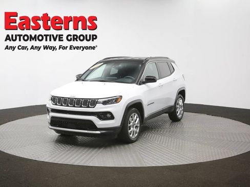 Used 2025 Jeep Compass Limited AWD/4WD image 54