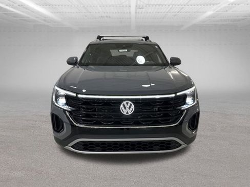 New 2026 Volkswagen Atlas Cross Sport SE AWD/4WD image 2
