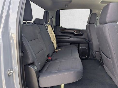 Used 2024 Chevrolet Silverado 1500 LT image 18