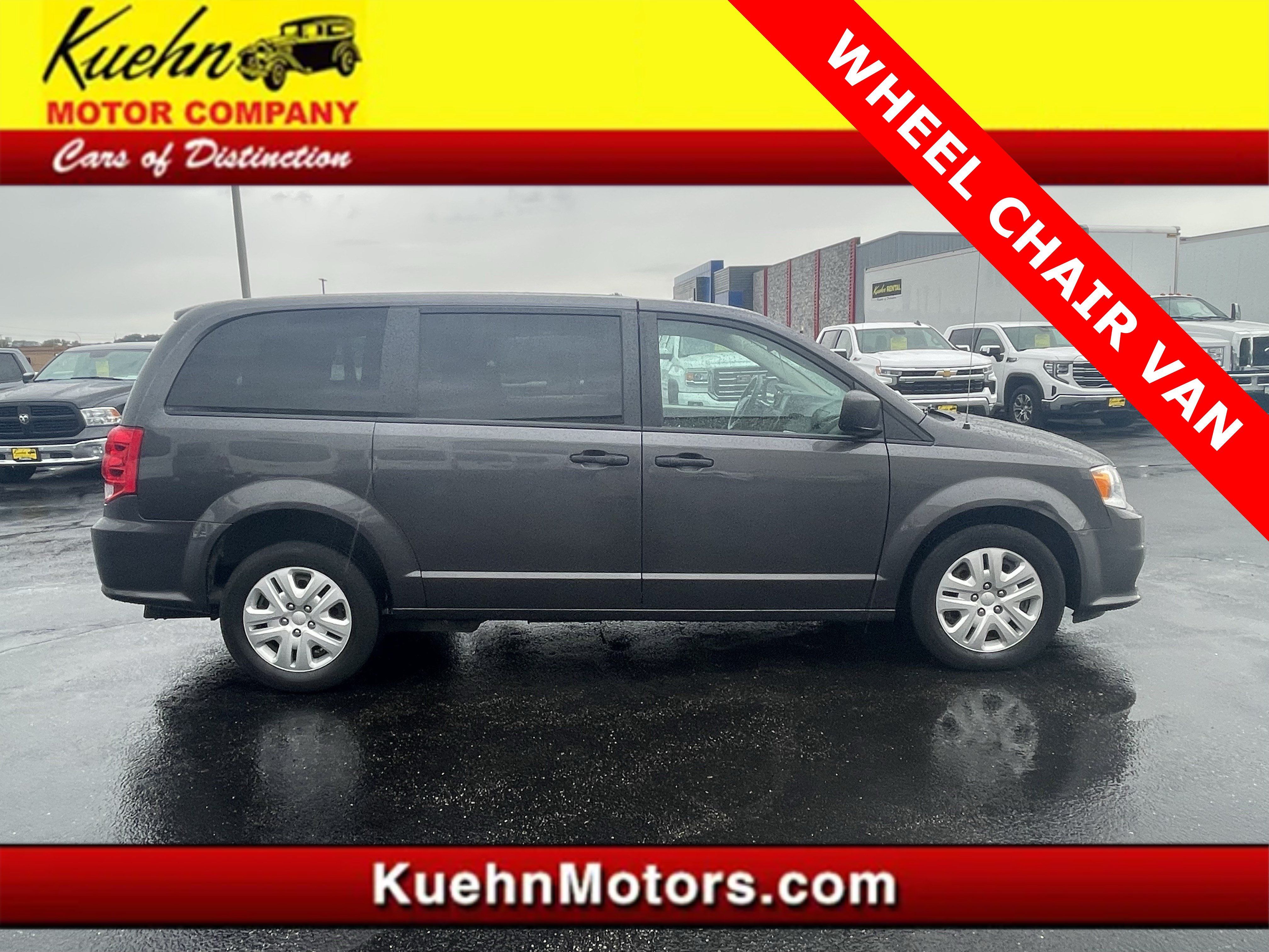 Used 2020 Dodge Grand Caravan SE FWD image 1