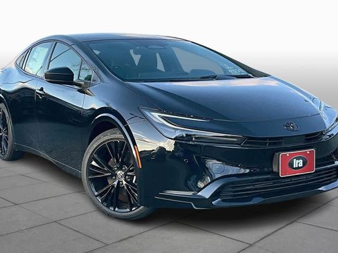 New 2026 Toyota Prius Plug-In Hybrid image 2