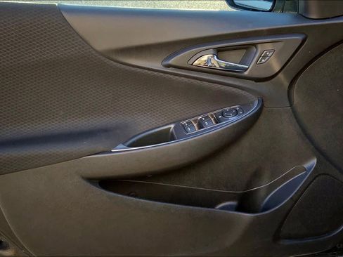 Used 2023 Chevrolet Malibu LT image 21