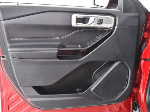 Used 2024 Ford Explorer ST AWD/4WD image 25