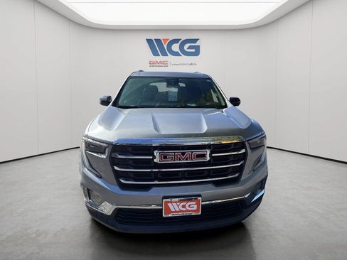 Used 2024 GMC Acadia Elevation w/ Luxury Package AWD/4WD image 8