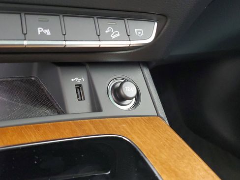 Certified 2023 Audi Q5 2.0T Premium w/ Convenience Package image 44