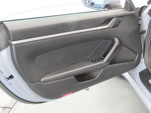 Certified 2023 Porsche 911 Carrera RWD image 39