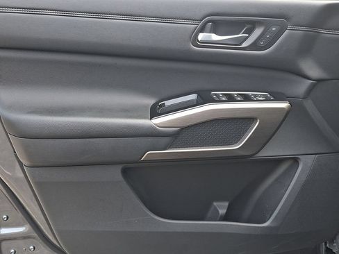 Certified 2023 Nissan Pathfinder Platinum AWD/4WD image 15