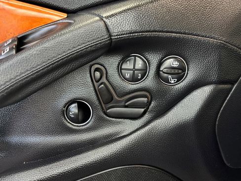 Used 2003 Mercedes-Benz SL 500 image 10