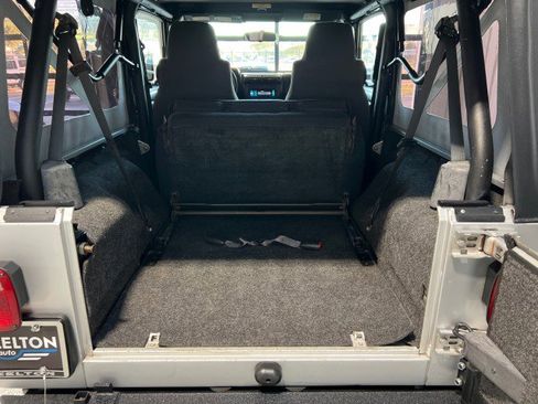 Used 2006 Jeep Wrangler Unlimited image 24