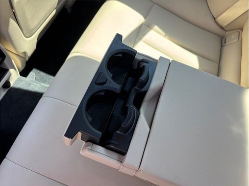 Used 2019 BMW 530i RWD image 44