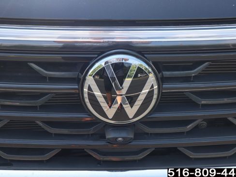 Used 2024 Volkswagen Atlas SEL Premium R-Line AWD/4WD image 39