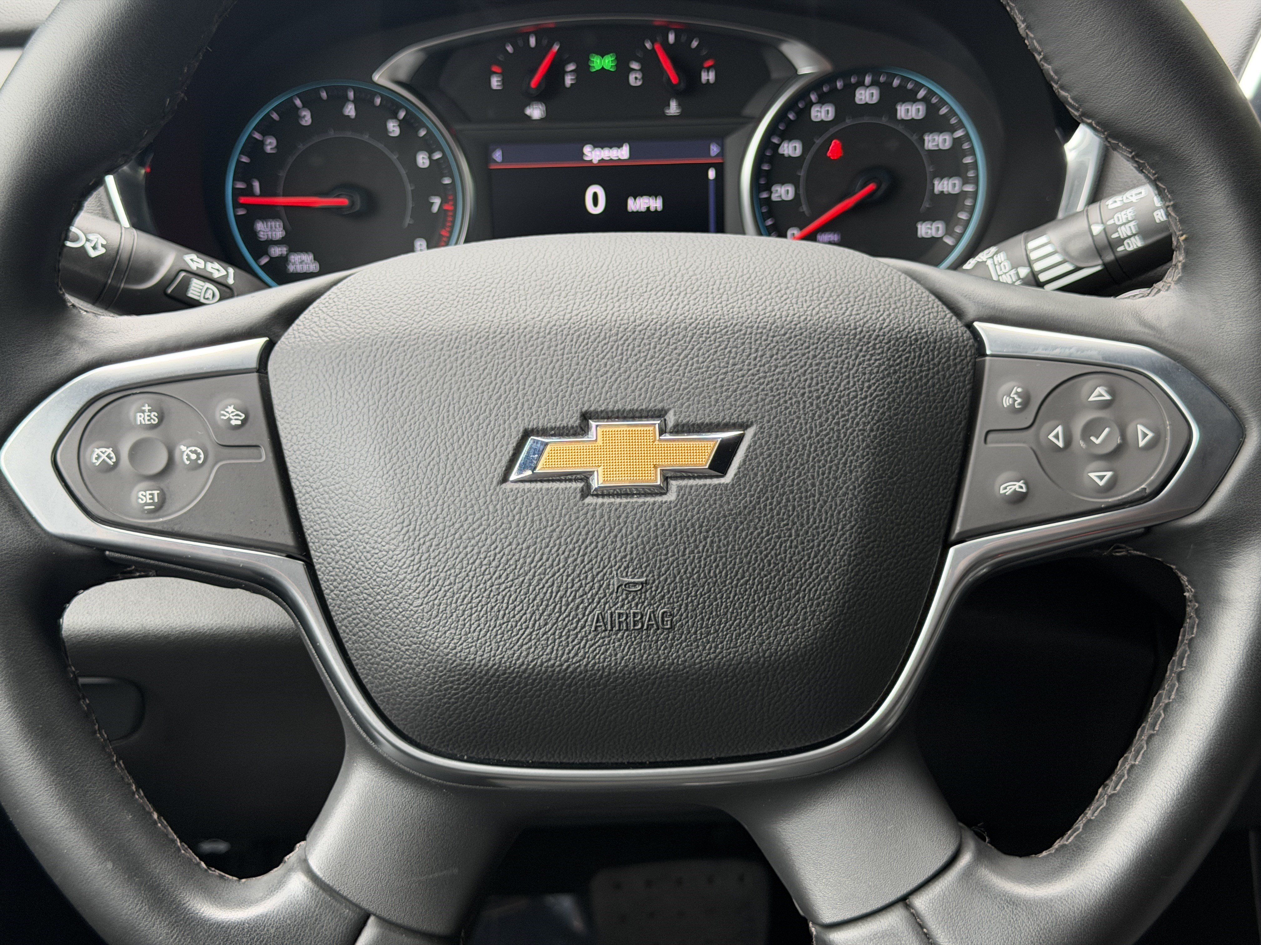 Used 2023 Chevrolet Traverse LT FWD image 33