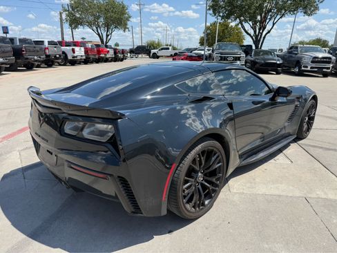 Used 2017 Chevrolet Corvette Z06 RWD image 4