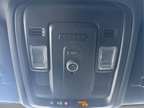 Used 2023 Chevrolet Tahoe LT AWD/4WD image 24