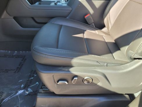 New 2026 GMC Sierra 2500 Denali w/ Max Trailering Package AWD/4WD image 13