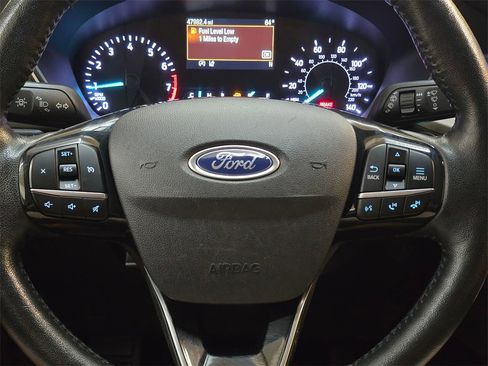 Used 2021 Ford Escape SEL image 31