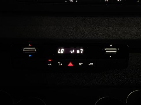 Used 2023 Mercedes-Benz Sprinter 2500 w/ Acoustic Package image 23
