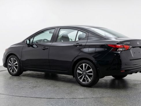 Used 2025 Nissan Versa SV FWD image 6