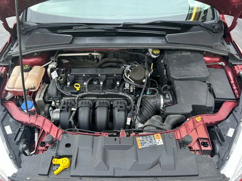 Used 2016 Ford Focus SE image 36