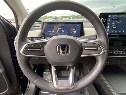 Certified 2024 Honda Prologue EX image 17