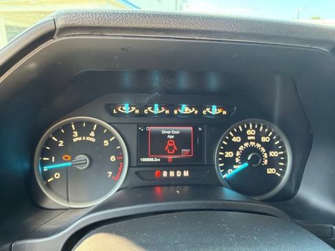 Used 2018 Ford F150 XLT w/ Equipment Group 302A Luxury AWD/4WD image 22