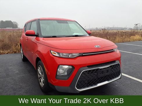 Used 2020 Kia Soul LX image 2
