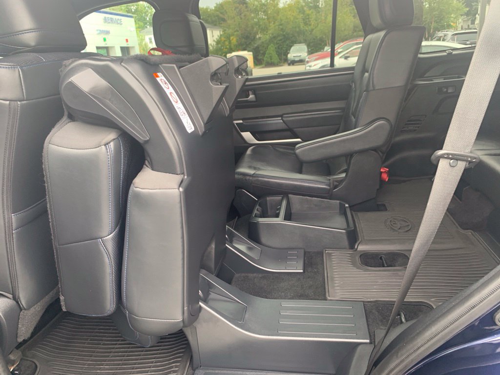 Used 2024 Toyota Sequoia Platinum AWD/4WD image 22