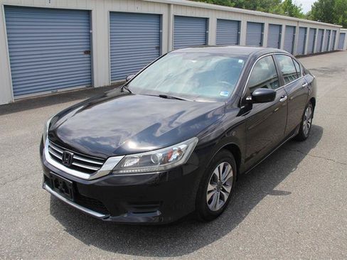 Used 2013 Honda Accord LX image 2