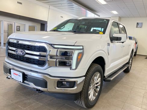 New 2026 Ford F150 Lariat w/ Equipment Group 502A High image 4