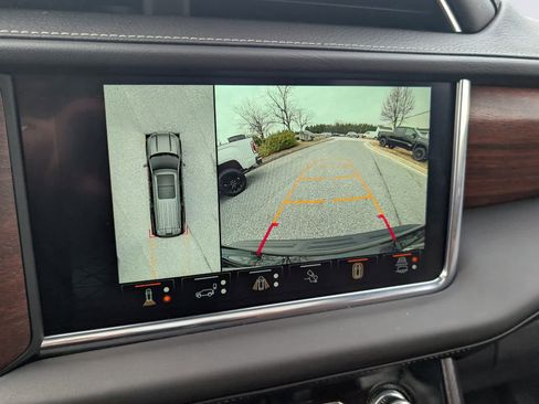 Certified 2024 GMC Yukon Denali Ultimate image 30