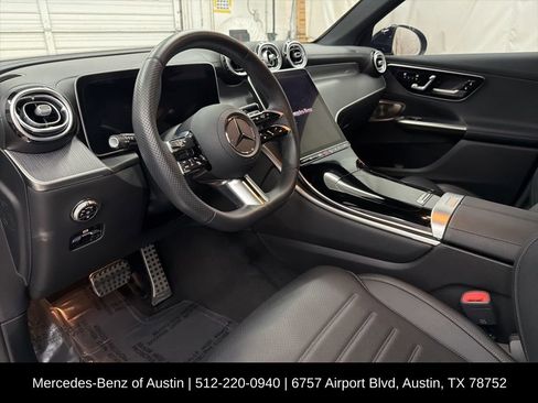 Used 2023 Mercedes-Benz GLC 300 4MATIC image 13