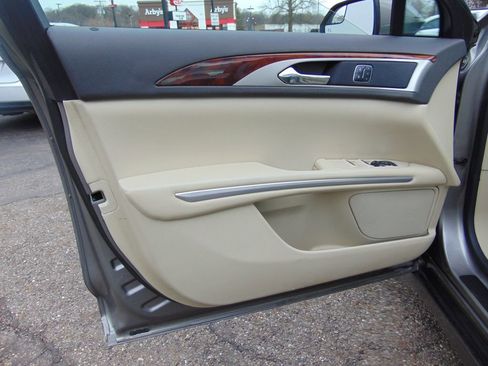 Used 2015 Lincoln MKZ Hybrid w/ Equipment Group 201A Select image 22