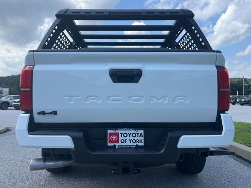 New 2025 Toyota Tacoma SR5 image 4