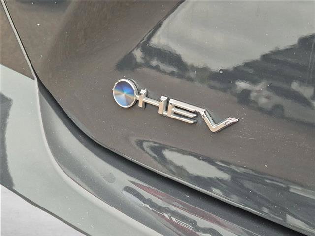 Used 2025 Toyota Camry SE FWD image 8