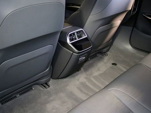 Used 2024 Lucid Air Touring image 15